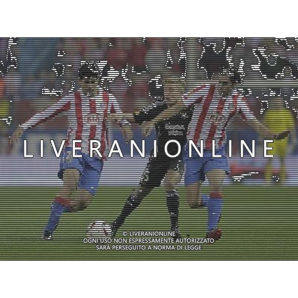 Atletico de Madrid\'s Diego Costa and Tiago against Rosenborg\'s Mattias Bjarsmyr during UEFA Europa League match. October 21, 2010. (ALTERPHOTOS/Acero) - ALFAQUI - AG. ALDO LIVERANI SAS ITALY ONLY UEFA EUROPA LEAGUE 2010-2011: ATLETICO MADRID vs ROSENBORG