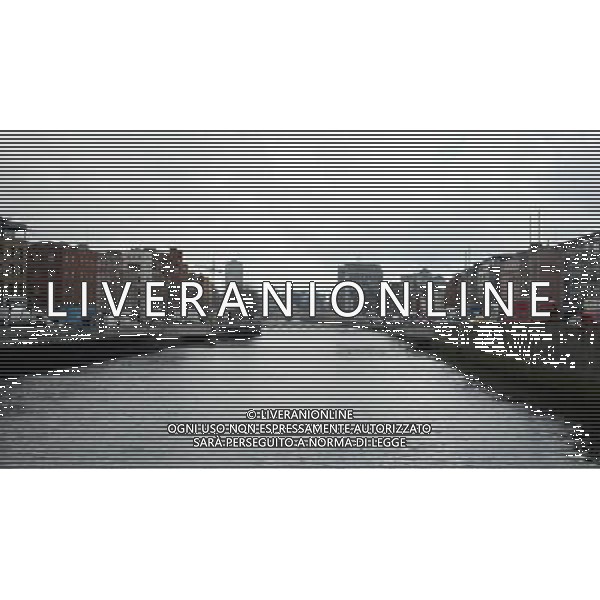 dublino IRLANDA nella foto fiume liffey IFC- ag aldo liverani