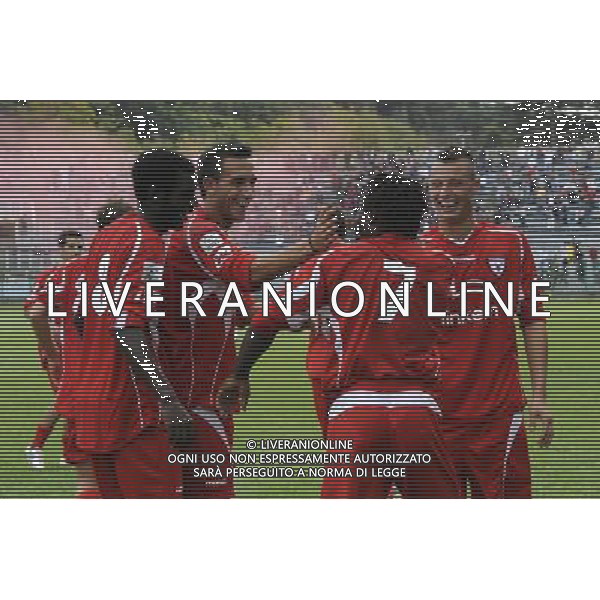 Roma - 23/10/2010 - Stadio Flaminio - Campionato Lega Pro 2010-2011 - Prima Divisione Girone B - Atletico Roma vs Foggia - nella foto: L\'esultanza dei giocatori del Foggia ph. Corradetti / ©Aldo Liverani Sas