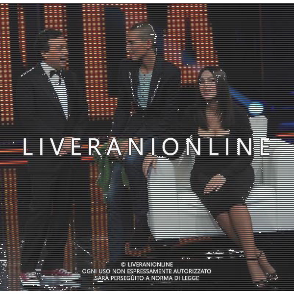 COLOGNO M.SE (MI) 27/10/2010 STUDI TELEVISIVI DI MEDIASET VIALE EUROPA TRASMISSIONE TELEVISIVA: -CHIAMBRETTI NIGHT- NELLA FOTO MONICA BELLUCCI, PIERO CHIAMBRETTI E ROSALINDA CELENTANO FOTO ROMANO/AG ALDO LIVERANI