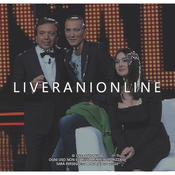 COLOGNO M.SE (MI) 27/10/2010 STUDI TELEVISIVI DI MEDIASET VIALE EUROPA TRASMISSIONE TELEVISIVA: -CHIAMBRETTI NIGHT- NELLA FOTO MONICA BELLUCCI, PIERO CHIAMBRETTI E ROSALINDA CELENTANO FOTO ROMANO/AG ALDO LIVERANI