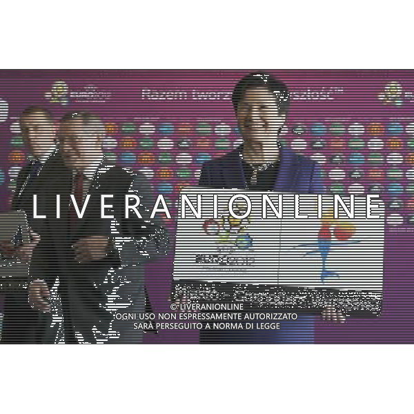 VARSAVIA ( POLONIA) - Hotel Sofitel Victoria UEFA EURO 2012. Presentati i loghi delle citta - sede polacche nella foto: HANNA GRONKIEWICZ-WALTZ ( Sindaco di Varsavia) © LUKASZ GROCHALA/CYFRASPORT/NEWSPIX.PL - Ag. Aldo Liverani sas ITALY ONLY 