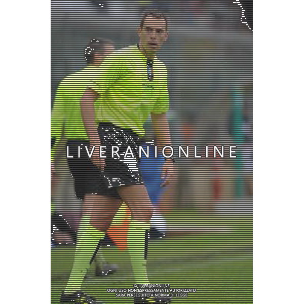 Campionato Lega Pro 1° Divisione Cremona 17-10-2010 Cremonese - Spezia nella foto: l\'arbitro Claudio Gavillucci di Latina foto Garavaglia - ag. Aldo Liverani sas