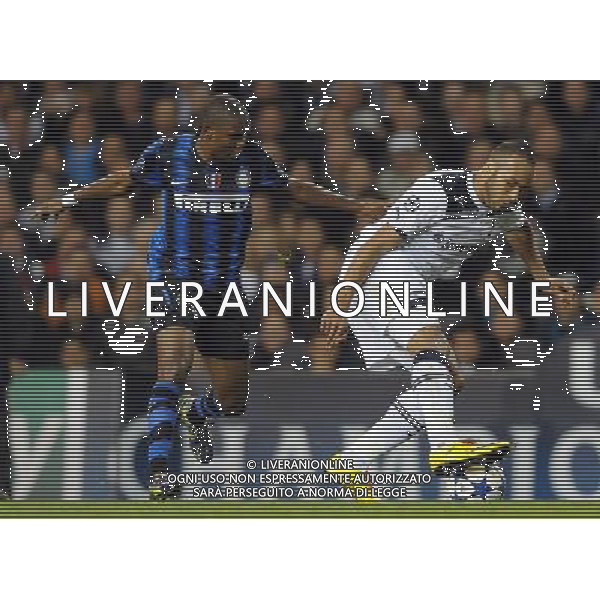 UEFA Champions League 2010/2011 Gruppo A Londra - 02.11.2010 Tottenham Hotspur-Inter Nella Foto:eto\'o-kaboul /Ph.Vitez-Ag. Aldo Liverani