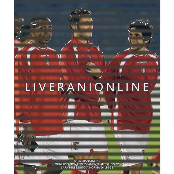 FC Braga players, Silvio, right and Hugo Vian, center, smiles, during practice session, prior their UEFA Champions league match in group H against FC Partizan Belgrade, Serbia, Thursday, November. 02, 2010. © Srdjan Stevanovic/Starsportphoto.com - NEWSPIX.PL - AG. ALDO LIVERANI SAS ITALY ONLY UEFA CHAMPIONS LEAGUE 2010-2011 : allenamento FC BRAGA 