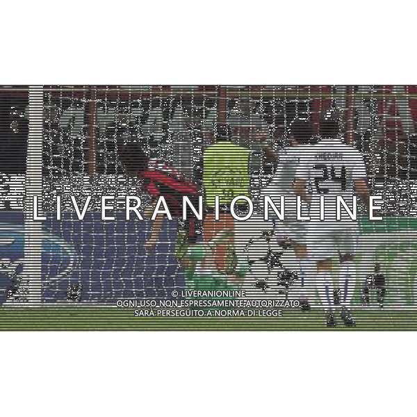 MILAN - REAL MADRID CHAMPIONS LEAGUE 03/11/2010 nella foto il primo gol di filippo gol inzaghi ©luzzani/Agenzia Aldo Liverani Sas