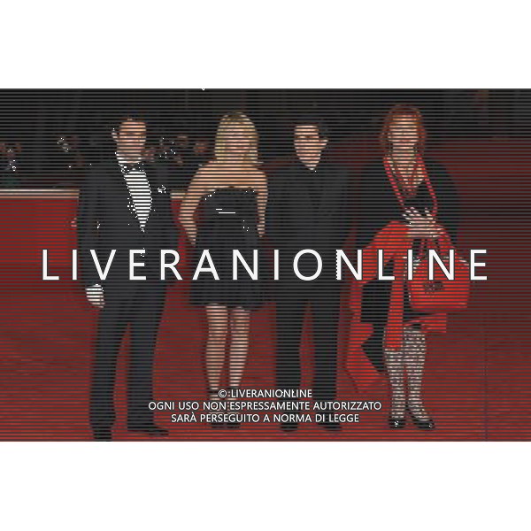 Roma - 03/11/2010 - 5¡ Festival Internazionale del Film di Roma - Red carpet del film \' Kill Me Please \' - nella foto: Virgile Bramly Virginie Efira Olias Barco e Zazie de Paris © Fabrizio Corradetti - Ag. Aldo Liverani sas