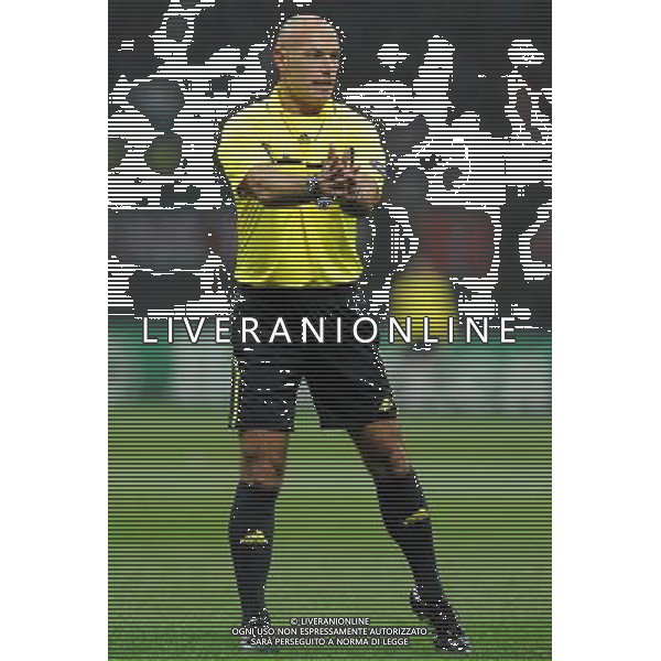 UEFA Champions League 2010/2011 Gruppo G Milano - 03.11.2010 Milan-Real Madrid Nella Foto:Howard WEBB /Ph.Vitez-Ag. Aldo Liverani