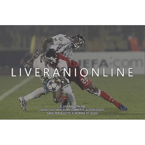 FC Partizan player Ivica Ilijev, left in action against FC Braga player Elderson, right, during their Group H UEFA Champions League match in Belgrade, Serbia, Wednesday, Nov. 3, 2010. © Srdjan Stevanovic/Starsportphoto.com - Newspix.pl - Ag. Aldo ITALY ONLY BELGRADO ( SERBIA) UEFA CHAMPIONS LEAGUE 2010-2011- partita FC PARTIZAN vs BRAGA