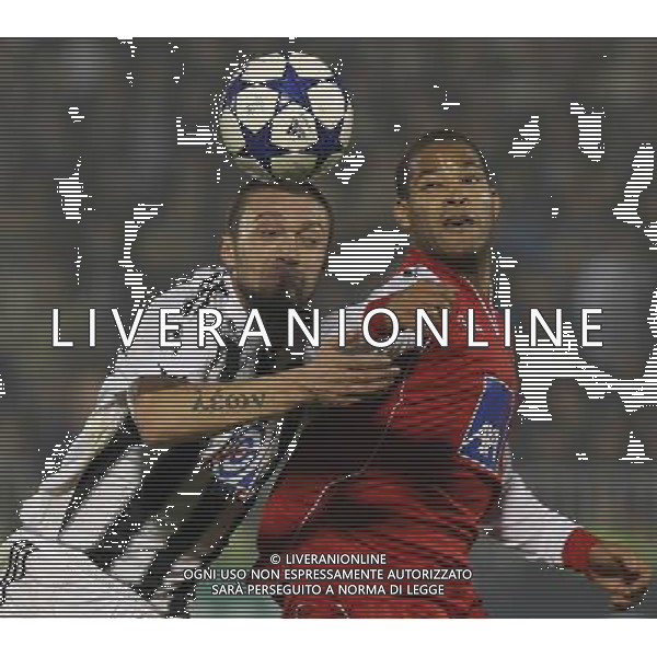 FC Partizan player Ivica Ilijev, left in action against FC Braga player Alberto Rodriguez, right, during their Group H UEFA Champions League match in Belgrade, Serbia, Wednesday, Nov. 3, 2010. © Srdjan Stevanovic/Starsportphoto.com - Newspix.pl - Ag. Aldo ITALY ONLY BELGRADO ( SERBIA) UEFA CHAMPIONS LEAGUE 2010-2011- partita FC PARTIZAN vs BRAGA