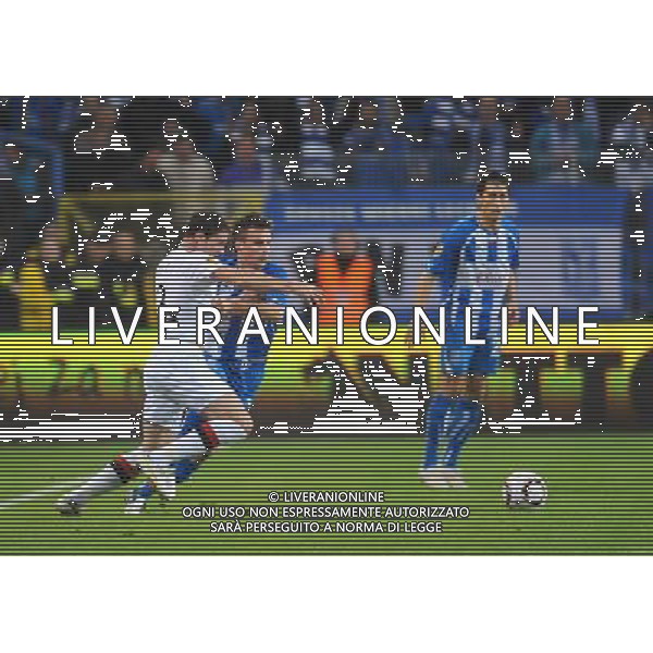 04.11.2010 POZNAN POZNAN ( POLONIA) UEFA EUROPA LEAGUE 2010-2011: partita LECH POZNAN vs MANCHESTER CITY nella foto: WAYNE BRIDGE, SLAWOMIR PESZKO © JAKUB KACZMARCZYK/ PRESSFOCUS NEWSPIX.PL - AG. ALDO LIVERANI SAS ITALY ONLY 