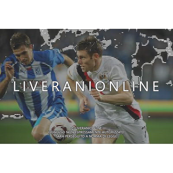 04.11.2010 POZNAN POZNAN ( POLONIA) UEFA EUROPA LEAGUE 2010-2011: partita LECH POZNAN vs MANCHESTER CITY nella foto: DIMITRIJE INJAC - JAMES MILNER © PIOTR MATUSEWICZ / PRESSFOCUS NEWSPIX.PL - AG. ALDO LIVERANI SAS ITALY ONLY 