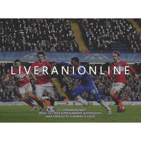 (101104) -- LONDON, Nov. 4, 2010 () -- Daniel Sturridge (2nd R) of Chelsea and Nicolas Pareja (2nd L) of Spartak Moskva compete for the ball during the 2010-2011 UEFA Championships Group F match between Chelsea and Spartak Moskva in London, Britain, Nov. 3, 2010. Chelsea won by 4-1. (/Zeng Yi) - Xinhua/Photoshot - Ag. Aldo Liverani sas ITALY ONLY LONDRA - UEFA CHAMPIONS LEAGUE 2010-2011 partita CHELSEA vs SPARTAK MOSCA