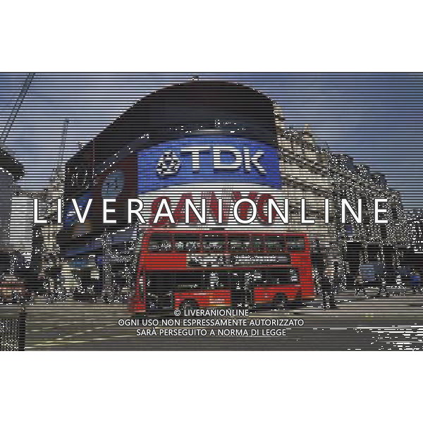 piccadilly circus london england 11/04/2010 - © Brian Jordan/ Retna Pictures - Photoshot - Ag. Aldo Liverani sas ITALY ONLY VEDUTE LONDRA E INGHILTERRA