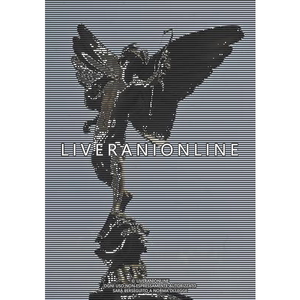 piccadilly circus london england 11/04/2010 - © Brian Jordan/ Retna Pictures - Photoshot - Ag. Aldo Liverani sas ITALY ONLY VEDUTE LONDRA E INGHILTERRA