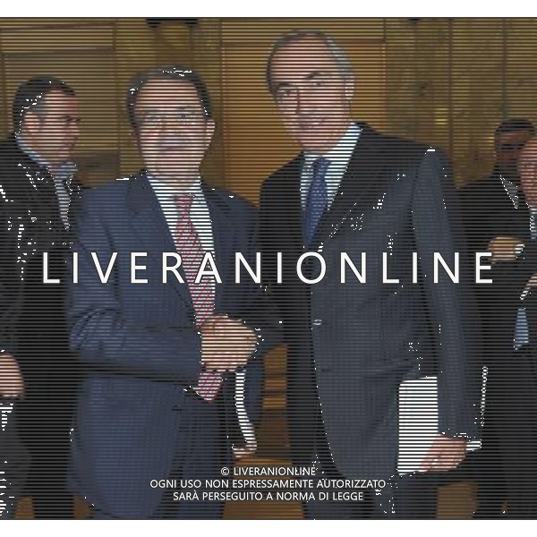 MILANO 10/11/2010 FONDAZIONE EDISON, FORO BONAPARTE, 31 -LA FONDAZIONE EDISON. DIECI ANNI PER L\' ECONOMIA ITALIANA- NELLA FOTO UMBERTO QUADRINO E ROMANO PRODI FOTO ROMANO/AG ALDO LIVERANI