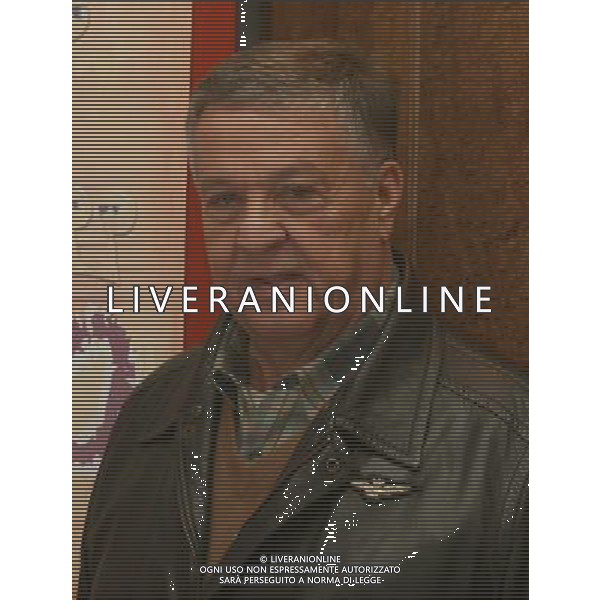 MILANO 11-11-2010 TEATRO NUOVO CONFERENZA STAMPA DI PRESENTAZIONE DEL NUOVO SPETTACOLO DI COCHI PONZONI E RENATO POZZETTO \'FINCHE\' C\'E\' LA SALUTE\' NELLA FOTO RENATO POZZETTO PH.FIOCHI/AG ALDO LIVERANI SAS