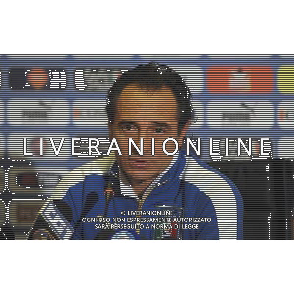 Raduno Nazionale Italiana a Coverciano Coverciano(FI) - 15.11.2010 Conferenza Stampa Nella Foto:Cesare Prandelli /Ph.Vitez-Ag. Aldo Liverani