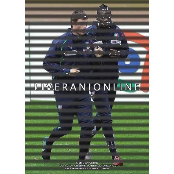 Raduno Nazionale Italiana a Coverciano Coverciano(FI) - 15.11.2010 Allenamento Nella Foto:Davide santon - Mario balotelli /Ph.Vitez-Ag. Aldo Liverani