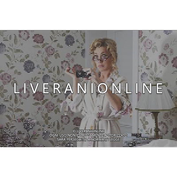 FILM: \' A NATALE MI SPOSO\' ( 2010) nella foto: NANCY BRILLI © UFFICIO STAMPA ALERUSSO - AG. ALDO LIVERANI SAS 