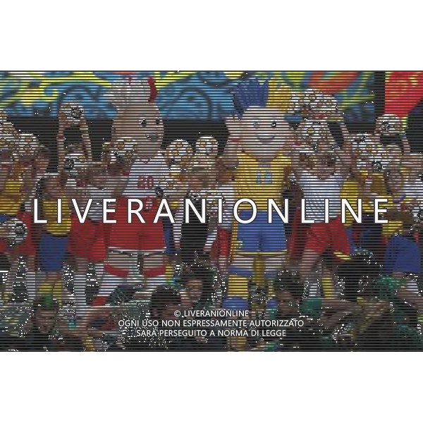 VARSAVIA (POLONIA) PRESENTAZIONE MASCOT PER GLI EUROPEI 2012 DI CALCIO POLONIA/UCRAINA ©  MACIEJ SMIAROWSKI NEWSPIX.PL - AG. ALDO LIVERANI SAS ITALY ONLY 