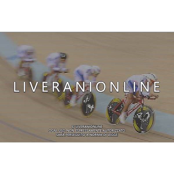 (101116) -- GUANGZHOU, Nov. 16, 2010 () -- Jang Sunjae (R) of South Korea and teammates compete during the men\'s cycling Team Pursuit Race final at the 16th Asian Games in Guangzhou, south China\'s Guangdong Province, Nov. 16, 2010. South Korea claimed the title. (/Li Ga) ©photoshot/Agenzia Aldo Liverani Sas - ITALY ONLY - 16a Giochi Asiatici di Guangzhou, nel sud della Cina