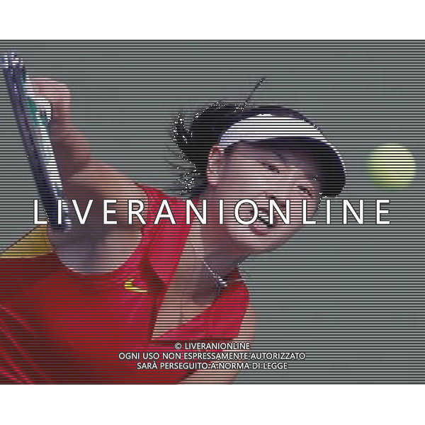 (101116) -- GUANGZHOU, Nov. 16, 2010 () --Peng Shuai of China returns the ball against Chang Kai Chen of Chinese Taipei during the final of women\'tennis team competition at the 16th Asian Games in Guangzhou, south China\'s Guangdong Province, Nov. 16, 2010. China won the gold medal, the second at the Asian Games since 1986.(/Chen Jianli)(rzl) ©photoshot/Agenzia Aldo Liverani Sas - ITALY ONLY - 16a Giochi Asiatici di Guangzhou, nel sud della Cina