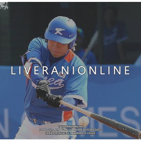 (101116) -- GUANGZHOU, Nov. 16, 2010 () -- Kim Hyun Soo of South Korea hits the ball during the men\'s preliminaries Pool B game 10 of baseball against Pakistan at the 16th Asian Games in Guangzhou, capital of south China\'s Guangdong Province, Nov. 16, 2010. South Korea won by 17-0. (/Yang Junjiang) ©photoshot/Agenzia Aldo Liverani Sas - ITALY ONLY - 16a Giochi Asiatici di Guangzhou, nel sud della Cina