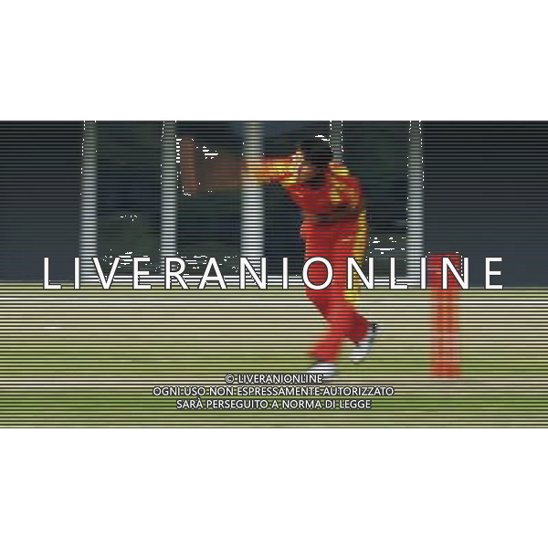 (101117) -- GUANGZHOU, Nov. 17 () -- Wang Meng of China competes during women\'s cricket Group Pool A match against Thailand at the 16th Asian Games in Guangzhou, south China\'s Guangdong Province, Nov. 17, 2010. China won the match 93-92. (/Wang Ye) ©PHOTOSHOT /Agenzia Aldo Liverani Sas - ITALY ONLY - CINA: 16mi Giochi Asiatici di Guangzhou