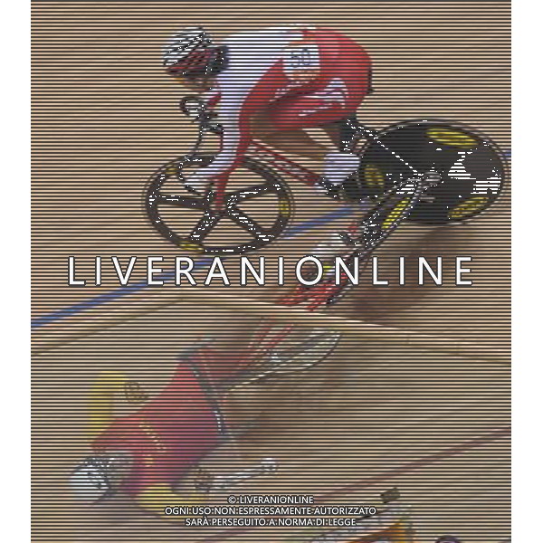 (101117) -- GUANGZHOU, Nov. 17 () -- Zhang Lei (bottom) of China crashes down during the men\'s Keirin final of Cycling Track competition at the 16th Asian Games in Guangzhou, south China\'s Guangdong Province, Nov. 17, 2010. (/Li Ga) ©PHOTOSHOT /Agenzia Aldo Liverani Sas - ITALY ONLY - CINA: 16mi Giochi Asiatici di Guangzhou