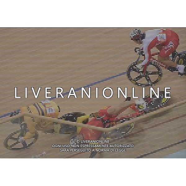 (101117) -- GUANGZHOU, Nov. 17 () -- Zhang Lei (bottom) of China crashes down during the men\'s Keirin final of Cycling Track competition at the 16th Asian Games in Guangzhou, south China\'s Guangdong Province, Nov. 17, 2010. (/Li Ga) ©PHOTOSHOT /Agenzia Aldo Liverani Sas - ITALY ONLY - CINA: 16mi Giochi Asiatici di Guangzhou