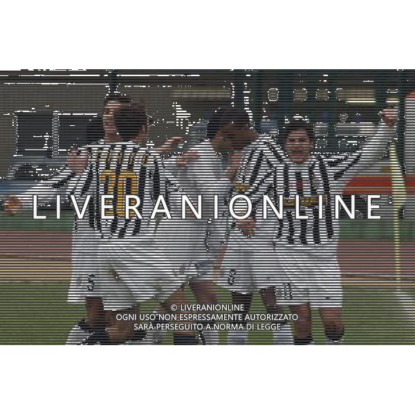 TORNEO DI VIAREGGIO FINALE 56a COPPA CARNEVALE 25/2/2004 EMPOLI-JUVENTUS 0-3 NELLA FOTO ESULTANZA JUVENTUS FOTO GIANNI NUCCI/AG ALDO LIVERANI