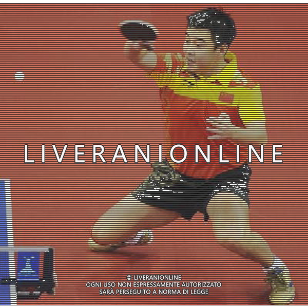 (101118) -- GUANGZHOU, Nov. 18, 2010 () -- Wang Hao of China returns the ball against Noshad Alamiyan of Iran during the 1/8 Final of men\'s singles of table tennis at the 16th Asian Games in Guangzhou, south China\'s Guangdong Province, Nov. 18, 2010. Wang Hao advanced to the quarterfinal with 4-0. (/Xu Jiajun)(wll) ©photoshot/Agenzia Aldo Liverani Sas - ITALY ONLY - CINA: 16mi Giochi Asiatici di Guangzhou