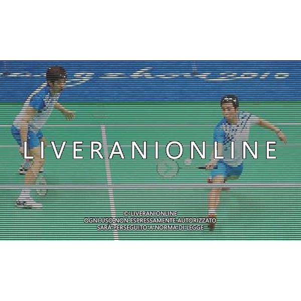 (101118) -- GUANGZHOU, Nov. 18, 2010 () -- South Korea\'s Chung Jae Sung£¬L£©/Lee Yong Dae compete during men\'s double quarter-final of badminton against China\'s Cai Yun /Fu Haifeng at the 16th Asian Games in Guangzhou, south China\'s Guangdong Province, Nov. 18, 2010. Cheng/Lee won the match 2-0. (/Lu Hanxin)(rzl) ©photoshot/Agenzia Aldo Liverani Sas - ITALY ONLY - CINA: 16mi Giochi Asiatici di Guangzhou