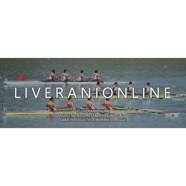 (101118) -- GUANGZHOU, Nov. 18, 2010 () -- Rowers compete during the lightweight men\'s four final Race A of rowing event at the 16th Asian Games in Guangzhou, south China\'s Guangdong Province, Nov. 18, 2010. (/Wu Xiaoling)(wll) ©photoshot/Agenzia Aldo Liverani Sas - ITALY ONLY - CINA: 16mi Giochi Asiatici di Guangzhou