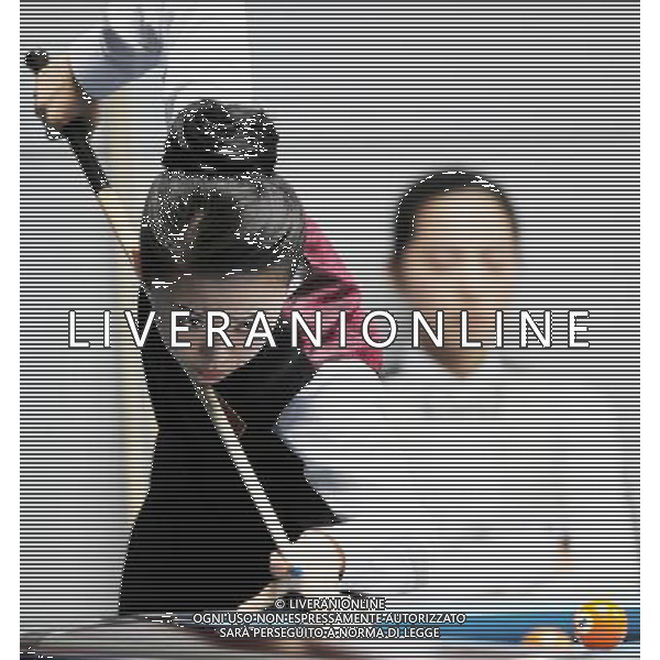(101118) -- GUANGZHOU, Nov. 18, 2010 () -- China\'s Pan Xiaoting hits the ball during the women\'s 9-ball pool singles quarterfinals match of billiard against South Korea\'s Cha You Ram (in the background) at the 16th Asian Games in Guangzhou, capital of south China\'s Guangdong Province, Nov. 18, 2010. Pan won the match 7-6 and entered the semifinals of the event. (/Yang Zongyou) ©photoshot/Agenzia Aldo Liverani Sas - ITALY ONLY - CINA: 16mi Giochi Asiatici di Guangzhou