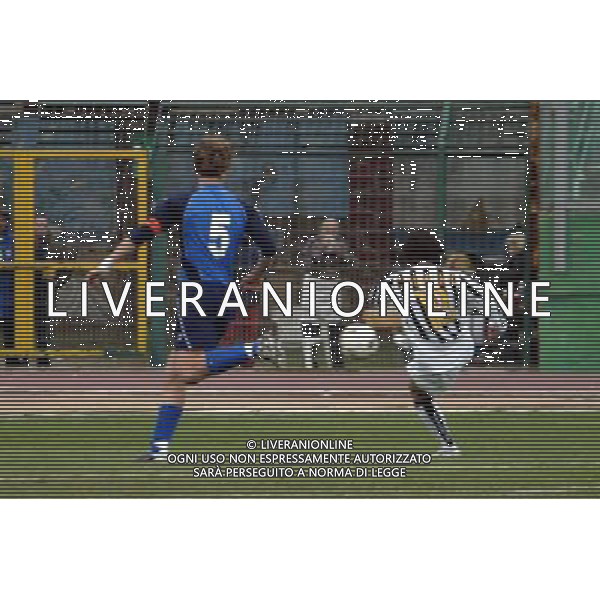 TORNEO DI VIAREGGIO FINALE 56a COPPA CARNEVALE 25/2/2004 EMPOLI-JUVENTUS 0-3 NELLA FOTO GOL DI CHIUMIENTO FOTO GIANNI NUCCI/AG ALDO LIVERANI
