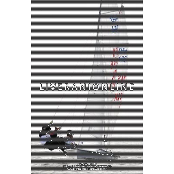 (101120) -- SHANWEI, Nov. 20, 2010 () -- Japan\'s Harada Ryunosuke/Yoshida Yugo compete during the men\'s Double Handed Dinghy 470 race of sailing competition at the 16th Asian Games in Shanwei, south China\'s Guangdong Province, Nov. 20, 2010. Japan\'s Harada Ryunosuke/Yoshida Yugo ranked the first place of the event after 12 rounds. (/Zhu Zheng) ©photoshot/Agenzia Aldo Liverani Sas - ITALY ONLY - CINA: 16mi Giochi Asiatici