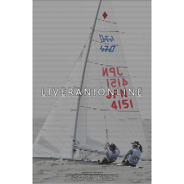 (101120) -- SHANWEI, Nov. 20, 2010 () -- Kondo Ai/Tabata Wakako of Japan compete during the women\'s Double Handed Dinghy 470 race of sailing competition at the 16th Asian Games in Shanwei, south China\'s Guangdong Province, Nov. 20, 2010. Kondo Ai/Tabata Wakako of Japan ranked the first of the event after 12 rounds. (/Zhu Zheng) ©photoshot/Agenzia Aldo Liverani Sas - ITALY ONLY - CINA: 16mi Giochi Asiatici
