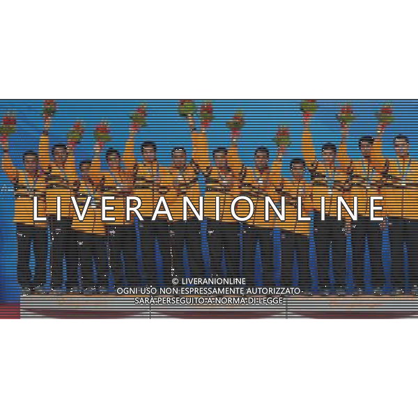 (101120) -- GUANGZHOU, Nov. 20, 2010 () -- Players of Malaysia stand on the podium of the Sepaktakraw men\'s team awarding ceremony at the 16th Asian Games in Guangzhou, south China\'s Guangdong Province, Nov. 20, 2010. Thailand won the gold medal, Malaysia won the silver medal, while South Korea and Japan got the bronze medals. (/Yan Yan) ©photoshot/Agenzia Aldo Liverani Sas - ITALY ONLY - CINA: 16mi Giochi Asiatici