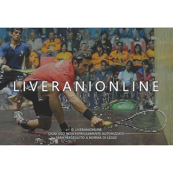 (101120) -- GUANGZHOU, Nov. 20, 2010 () -- Azlan Mohamad Iskandar of Malaysia competes during the men\'s individual Squash semifinals against Saurav Ghosal of India at the 16th Asian Games in Guangzhou, south China\'s Guangdong Province, Nov. 20, 2010. Azlan Mohamad Iskandar won the match by 3-1 and entered the final. (/Wang Lei) ©photoshot/Agenzia Aldo Liverani Sas - ITALY ONLY - CINA: 16mi Giochi Asiatici