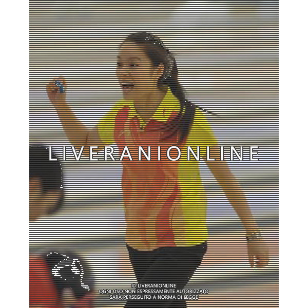 (101120) -- GUANGZHOU, Nov. 20, 2010 () -- Chen Dongdong of China reacts during the women\'s trois of bowling event at the 16th Asian Games in Guangzhou, south China\'s Guangdong Province, Nov. 20, 2010. China took the bronze. (/Li Gang) ©photoshot/Agenzia Aldo Liverani Sas - ITALY ONLY - CINA: 16mi Giochi Asiatici