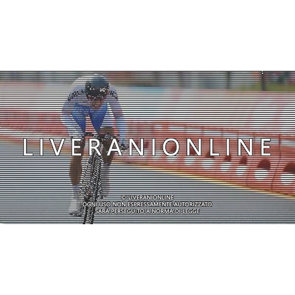 (101120) -- GUANGZHOU, Nov. 20, 2010 () -- Choe Hyeong Min of South Korea competes during the men\'s individual time trial of cycling road at the 16th Asian Games in Guangzhou, south China\'s Guangdong Province, Nov. 20, 2010. Choe Hyeong Min won the gold with 1 hour 8 minutes 16.12 seconds.(/Li Ga) ©photoshot/Agenzia Aldo Liverani Sas - ITALY ONLY - CINA: 16mi Giochi Asiatici