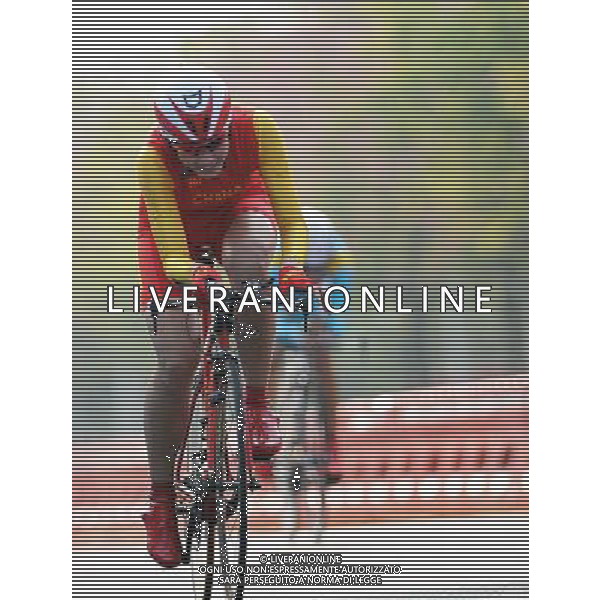 (101120) -- GUANGZHOU, Nov. 20, 2010 () -- Jiang Fan of China competes during the women\'s individual time trial of cycling road at the 16th Asian Games in Guangzhou, south China\'s Guangdong Province, Nov. 20, 2010. Jiang Fan won the silver with 50 minutes 4.62 seconds. (/Li Ga) ©photoshot/Agenzia Aldo Liverani Sas - ITALY ONLY - CINA: 16mi Giochi Asiatici
