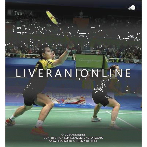 (101120) -- GUANGZHOU, Nov. 20, 2010 () -- He Hanbin and Ma Jin (R) of China compete during the mixed doubles semifinal of badminton competition against Shin Baek Cheol and Lee Hyo Jung of South Korea at the 16th Asian Games in Guangzhou, south China\'s Guangdong Province, Nov. 20, 2010. He Hanbin and Ma Jin lost 1-2 to miss the final. (/Lu Hanxin) ©photoshot/Agenzia Aldo Liverani Sas - ITALY ONLY - CINA: 16mi Giochi Asiatici