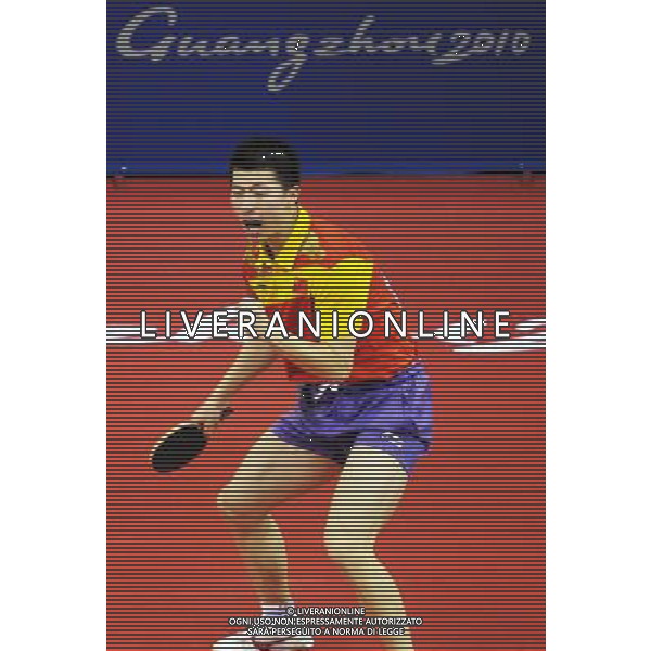 (101120) -- GUANGZHOU, Nov. 20, 2010 () -- Ma Long of China reacts during the men\'s semifinal of table tennis competition against Joo Saehyuk of South Korea at the 16th Asian Games in Guangzhou, south China\'s Guangdong Province, Nov. 20, 2010. Ma Long won 4-0 and entered the final.(/Xu Jiajun) ©photoshot/Agenzia Aldo Liverani Sas - ITALY ONLY - CINA: 16mi Giochi Asiatici