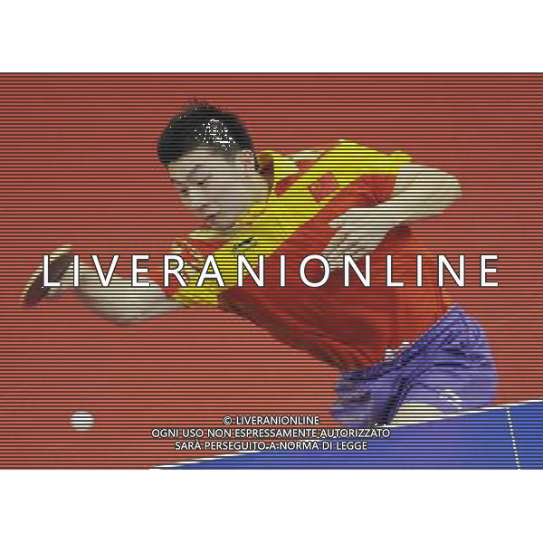 (101120) -- GUANGZHOU, Nov. 20, 2010 () -- China\'s Ma Long returns a shot during the men\'s singles semifinal of table tennis against South Korea\'s Joo Saehyuk at the 16th Asian Games in Guangzhou, south China\'s Guangdong Province, Nov. 20, 2010. Ma Long won by 4-0 and advanced to the final. (/Xu Jiajun) ©photoshot/Agenzia Aldo Liverani Sas - ITALY ONLY - CINA: 16mi Giochi Asiatici