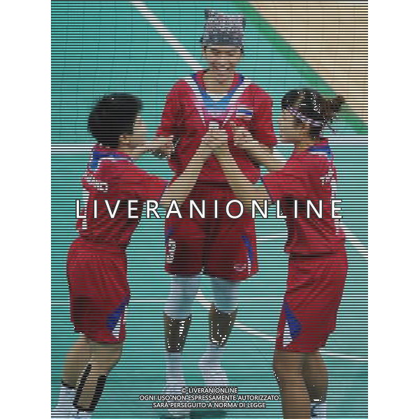 (101120) -- GUANGZHOU, Nov. 20, 2010 () -- Thailand\'s Daranee Wongcharern (C) celebrates with her teammates in the women\'s team final of Sepaktakraw against China at the 16th Asian Games in Guangzhou, south China\'s Guangdong Province, Nov. 20, 2010. Thailand won by 2-0 and claimed the title of the event. (/Yan Yan) ©photoshot/Agenzia Aldo Liverani Sas - ITALY ONLY - CINA: 16mi Giochi Asiatici