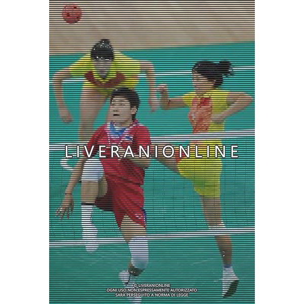 (101120) -- GUANGZHOU, Nov. 20, 2010 () -- Thailand\'s Tidawan Daosakul (front) competes in the women\'s team final of Sepaktakraw against China at the 16th Asian Games in Guangzhou, south China\'s Guangdong Province, Nov. 20, 2010. Thailand won by 2-0 and claimed the title of the event. (/Yan Yan) ©photoshot/Agenzia Aldo Liverani Sas - ITALY ONLY - CINA: 16mi Giochi Asiatici