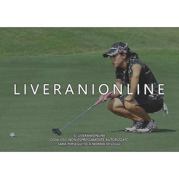 (101120) -- GUANGZHOU, Nov. 20, 2010 () -- Li Jiayun of China competes during the women\'s team of golf competition at the 16th Asian Games in Guangzhou, south China\'s Guangdong Province, Nov. 20, 2010. China won the silver of the event with 571 scores. (/Yang Shiyao) ©photoshot/Agenzia Aldo Liverani Sas - ITALY ONLY - CINA: 16mi Giochi Asiatici